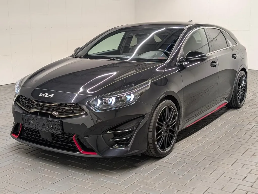 Kia pro cee'd / ProCeed