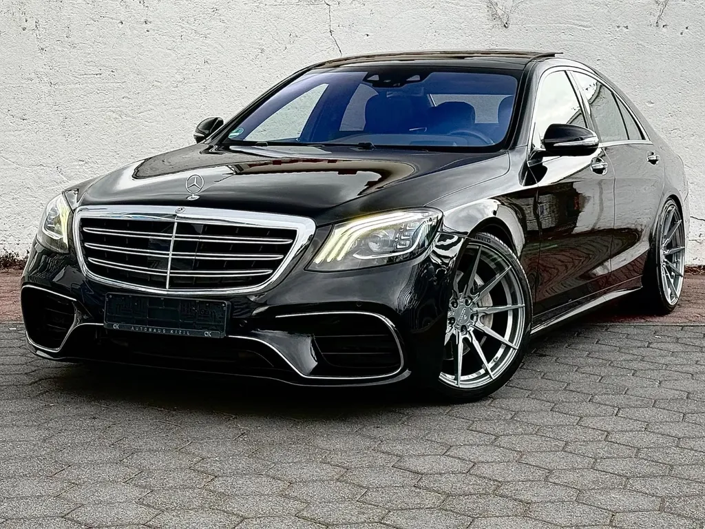 Mercedes-Benz S 560