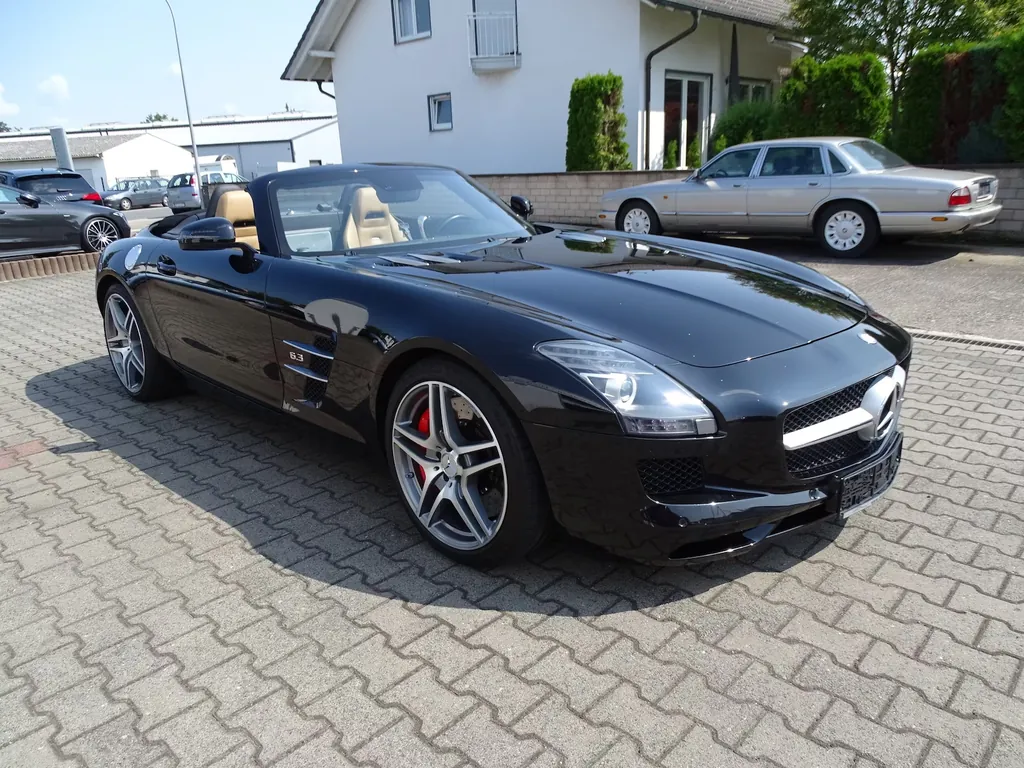 Mercedes-Benz SLS AMG