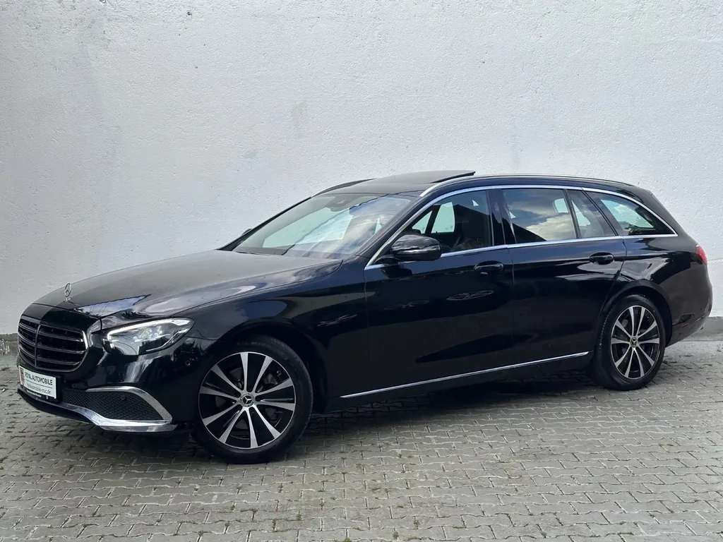 Mercedes-Benz E 220