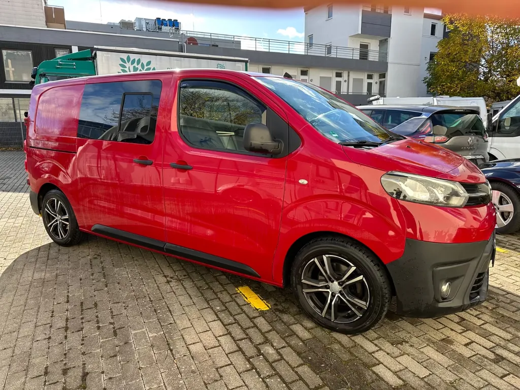Toyota Proace (Verso)