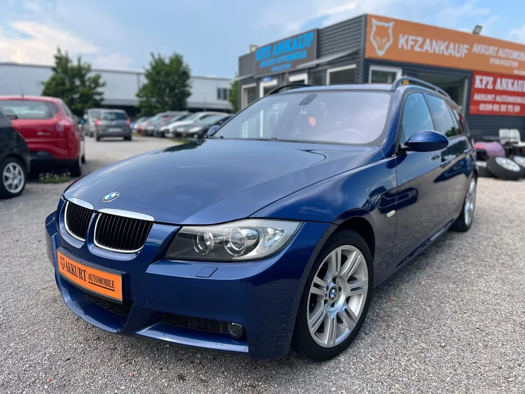 BMW 320