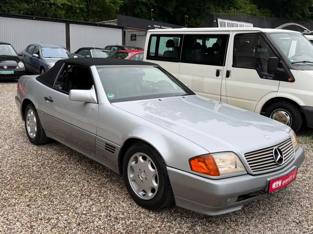 Mercedes-Benz SL 300