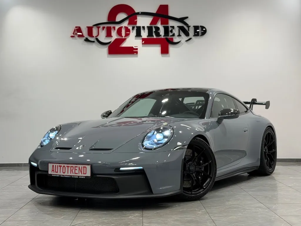 Porsche 992
