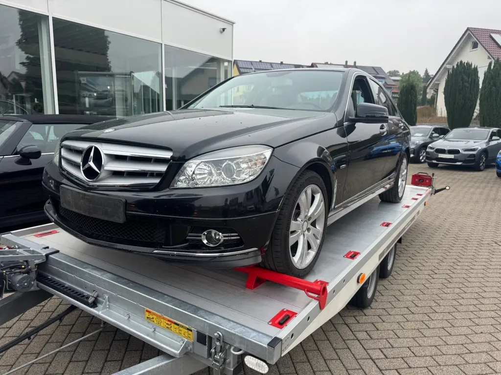 Mercedes-Benz C 180