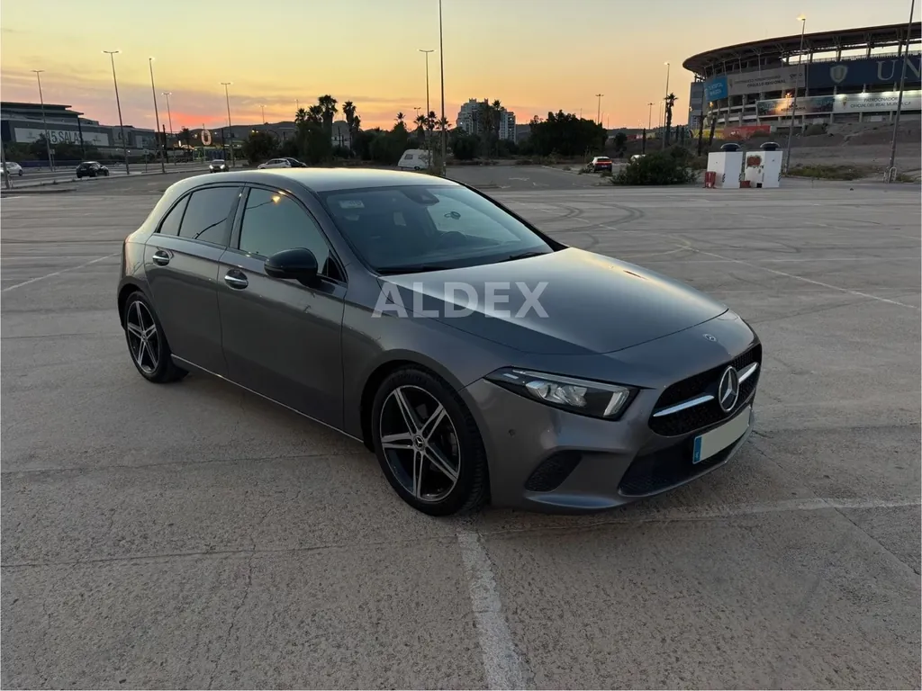Mercedes-Benz A 180