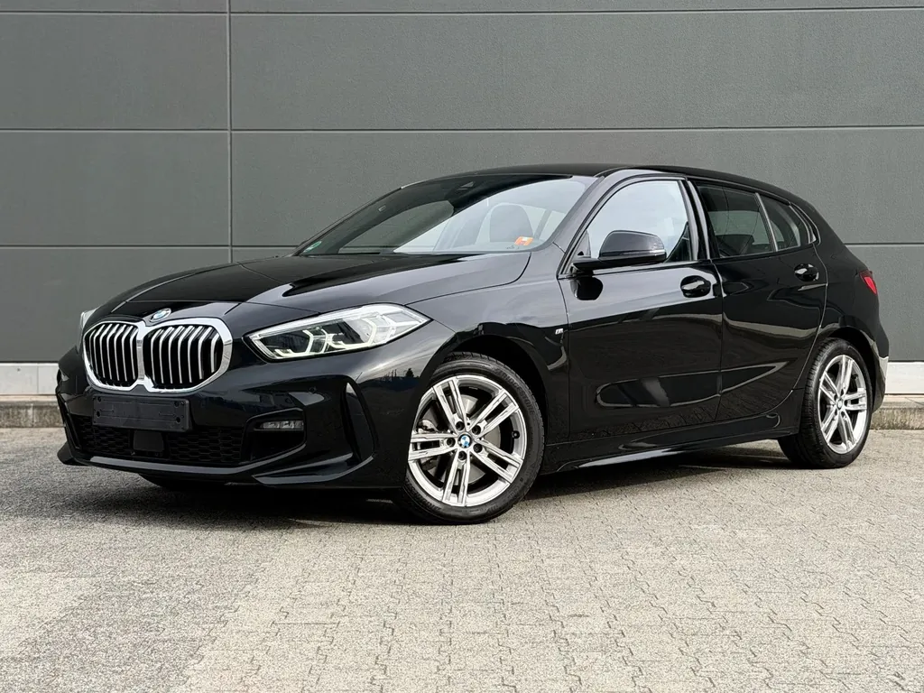 BMW 120