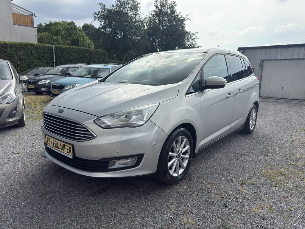 Ford Grand C-Max 2.0 TDCi Start-Stopp-System Automatik Titanium