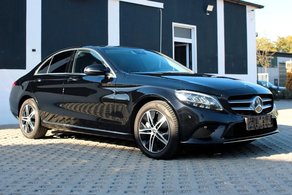Mercedes-Benz C 300