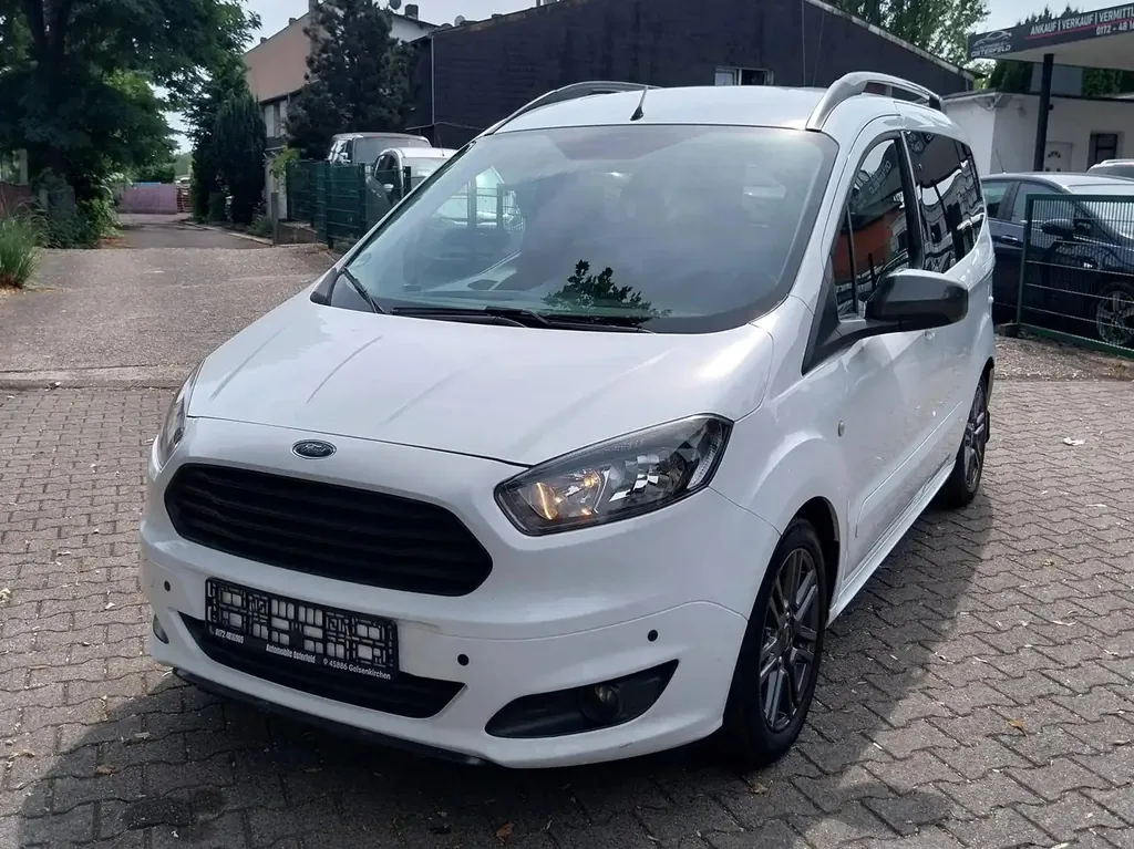 Ford Tourneo Courier Sport