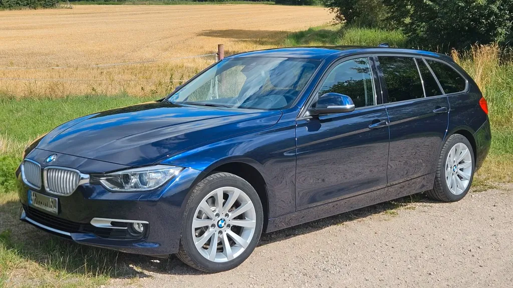 BMW 320