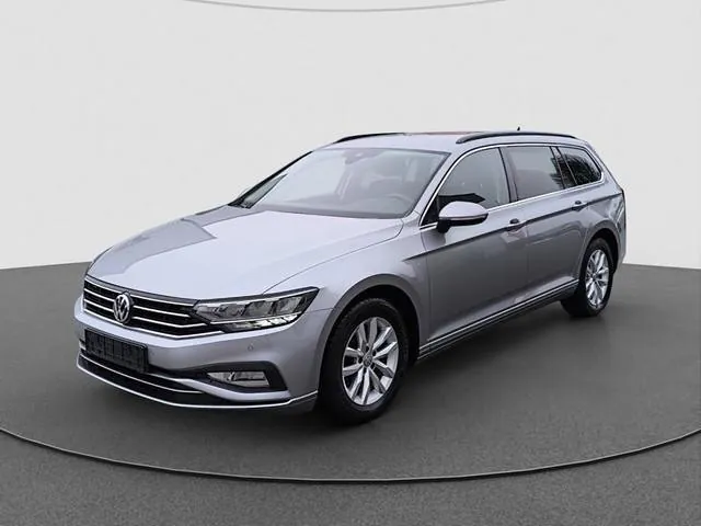 VW Passat Variant