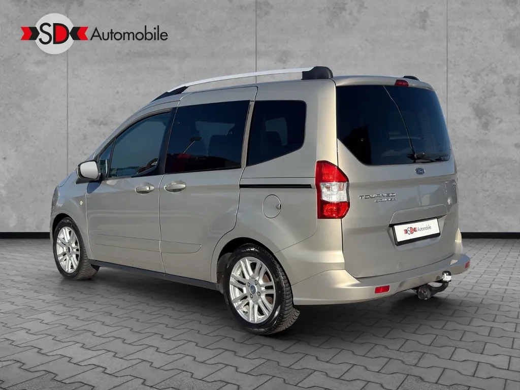 Ford Tourneo Courier