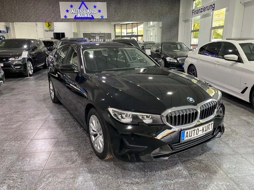 BMW 320