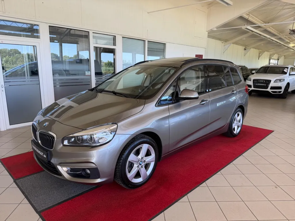 BMW 220