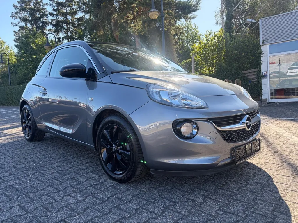 Opel Adam