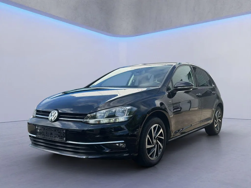 VW Golf
