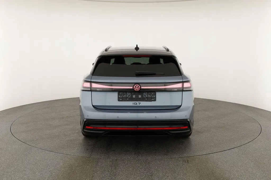 VW ID.7