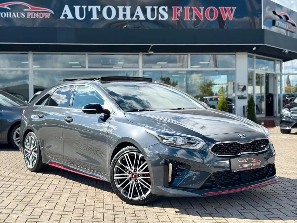 Kia pro cee'd / ProCeed