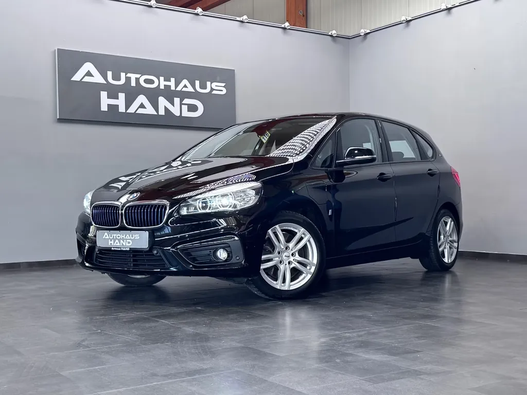 BMW 225