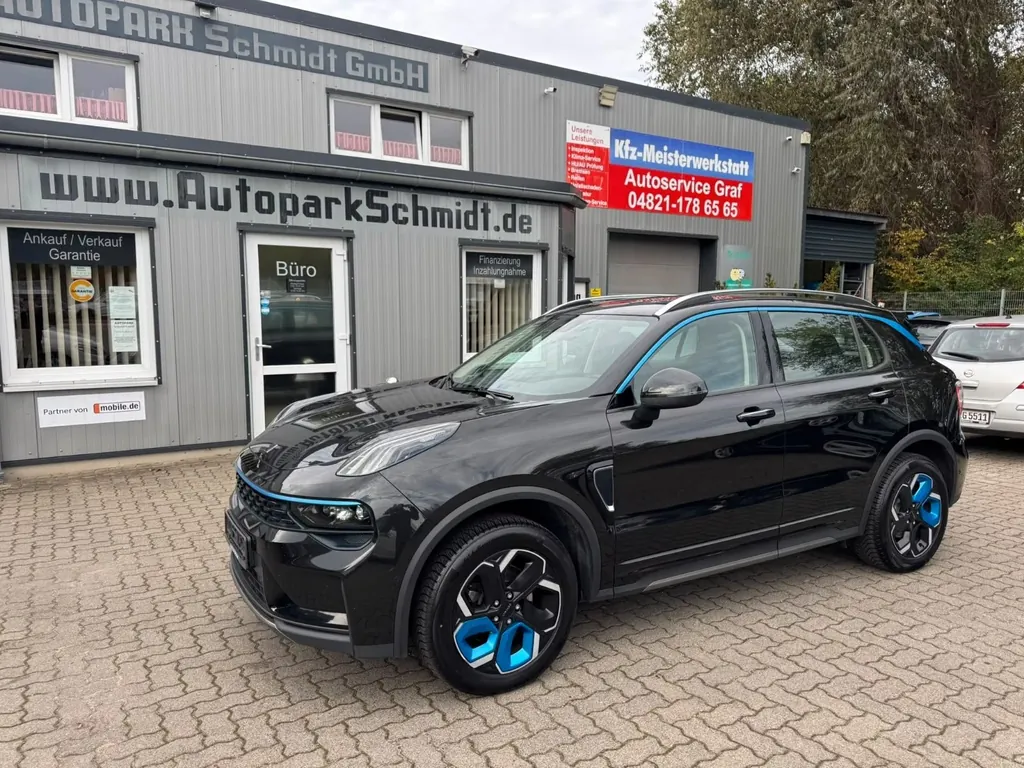 Lynk&Co 01