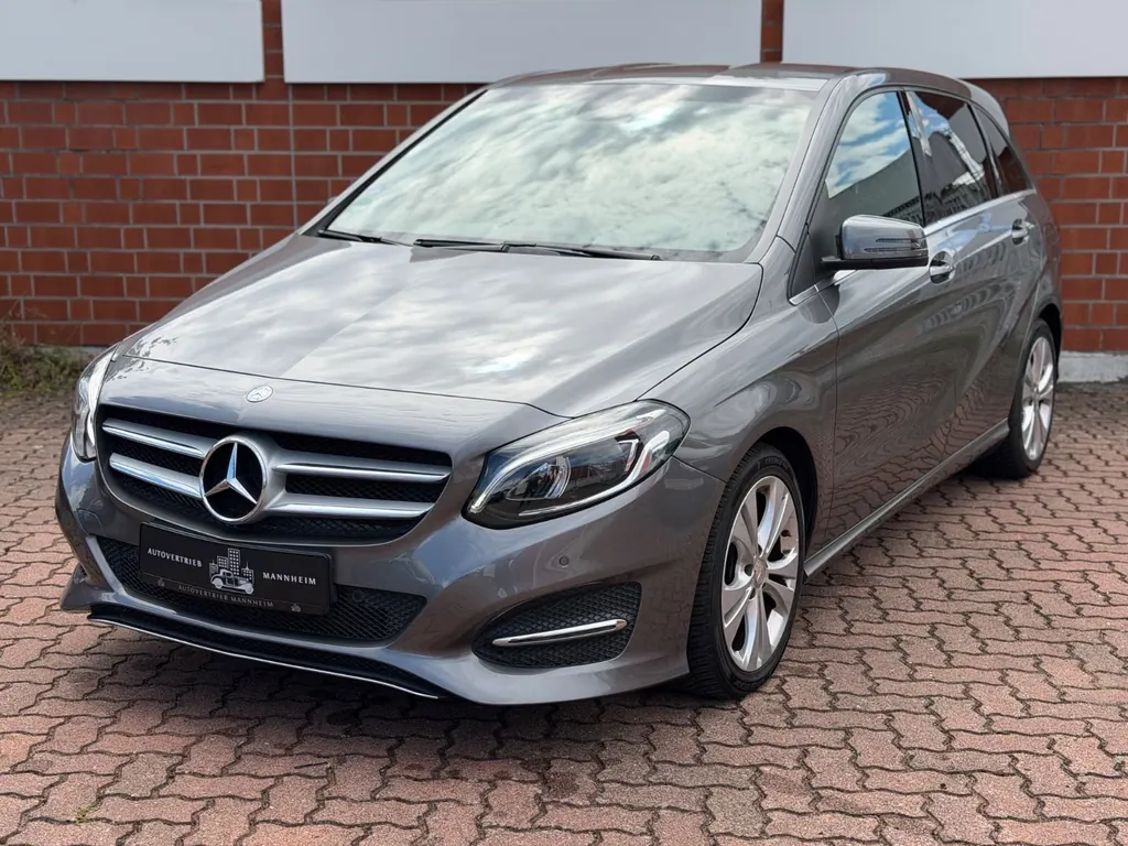 Mercedes-Benz B 200