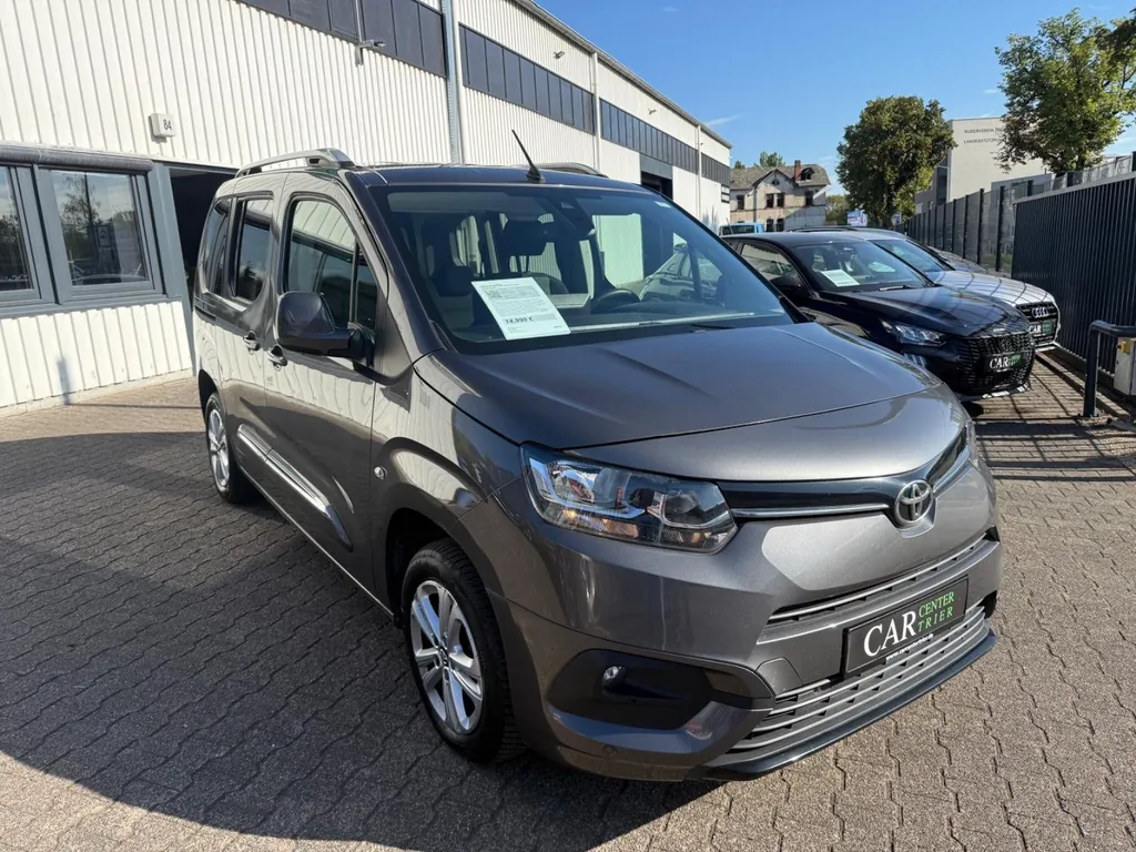 Toyota Proace (Verso)