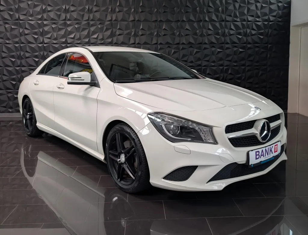 Mercedes-Benz CLA 180