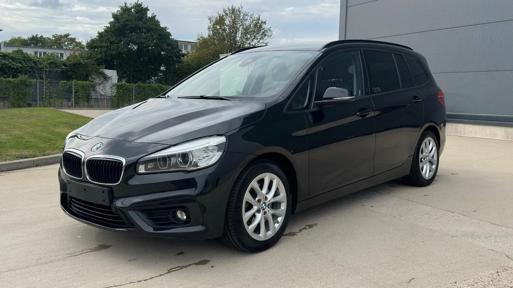 BMW 218