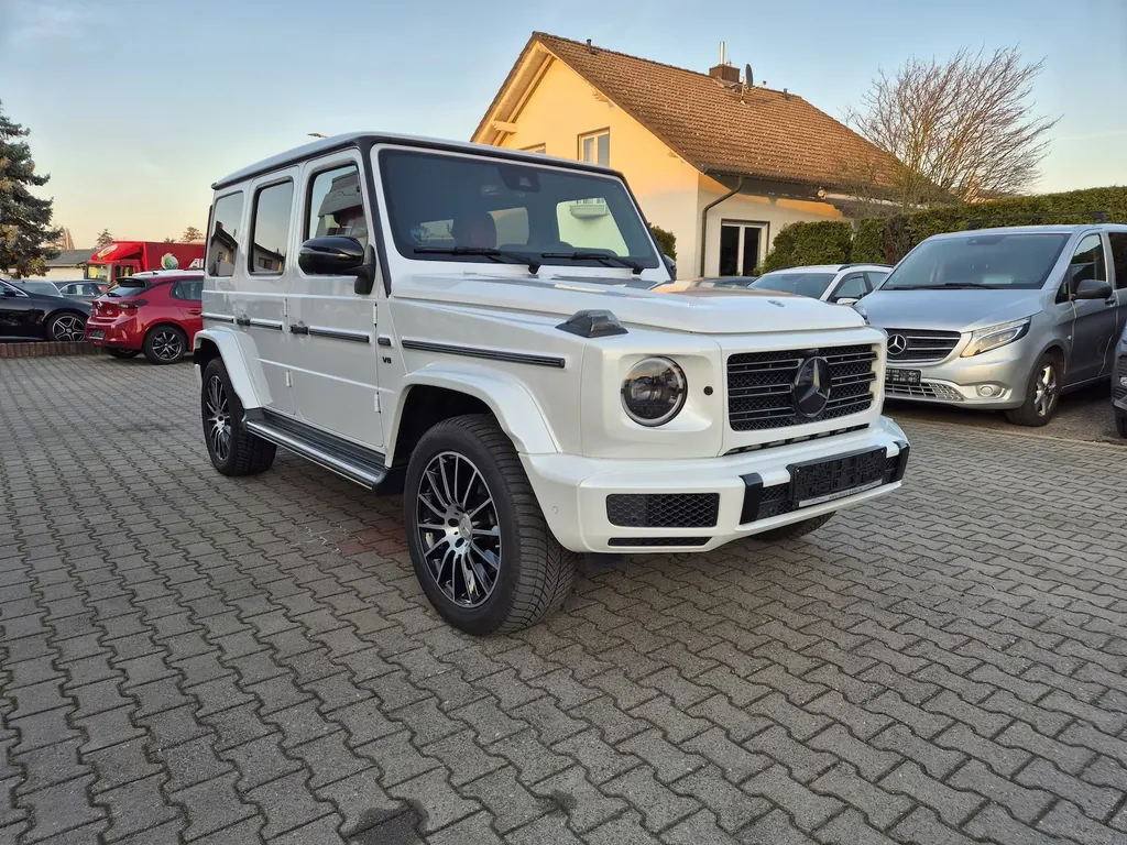 Mercedes-Benz G 500