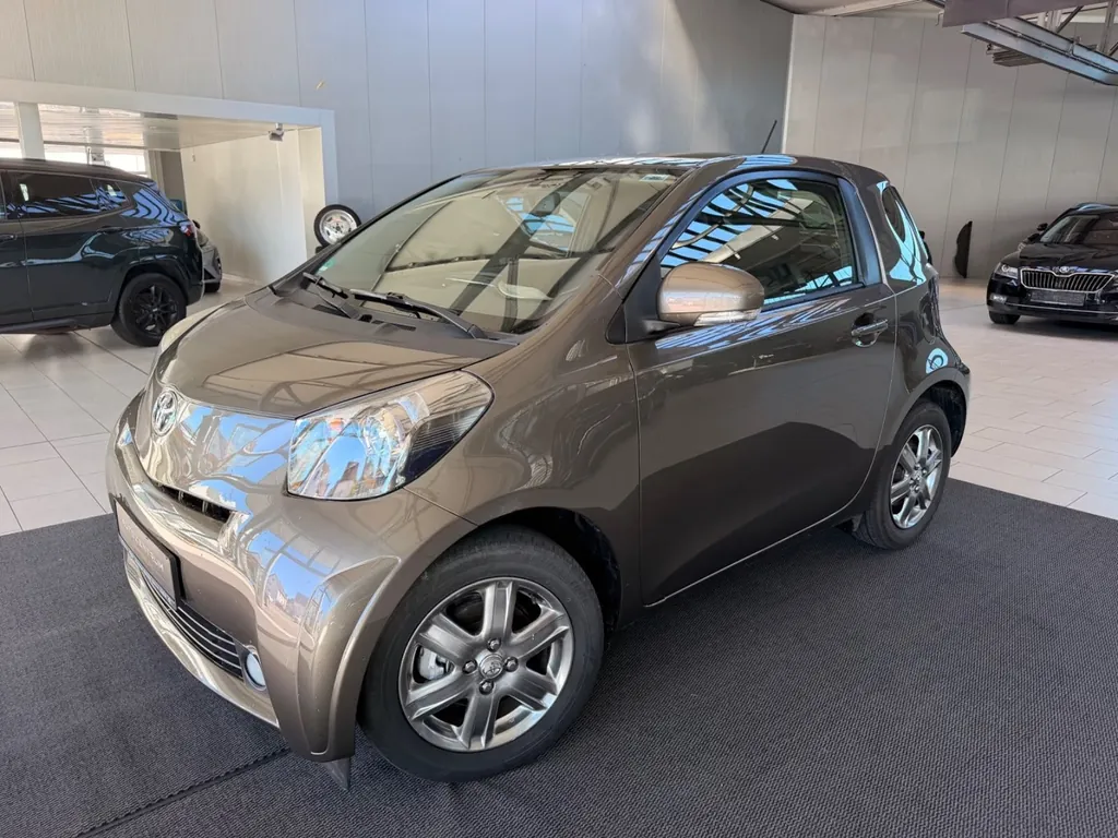 Toyota IQ
