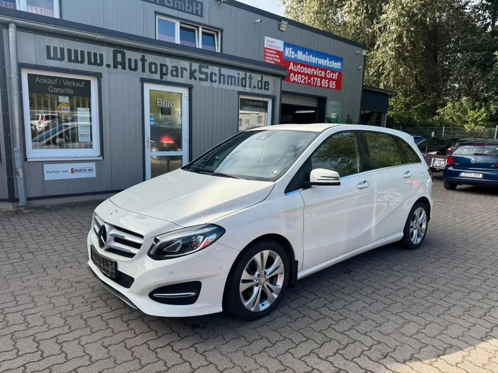Mercedes-Benz B 200