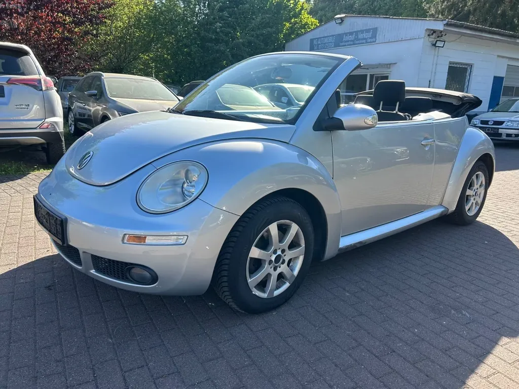 Volkswagen New Beetle