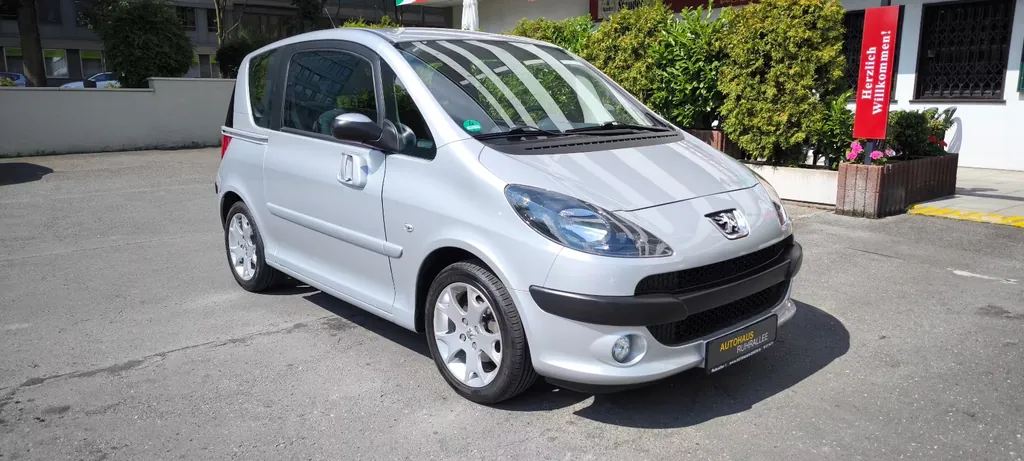 Peugeot 1007