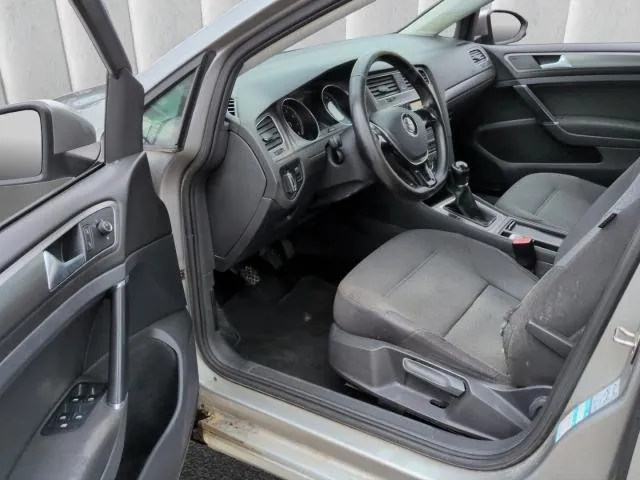VW Golf