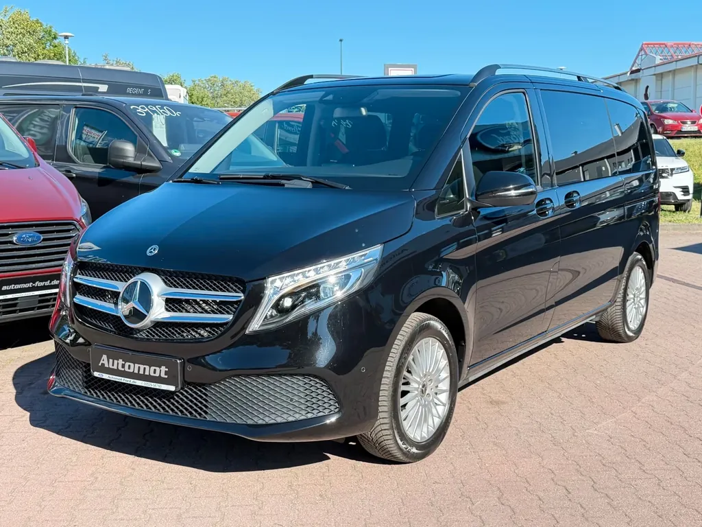 Mercedes-Benz V 220