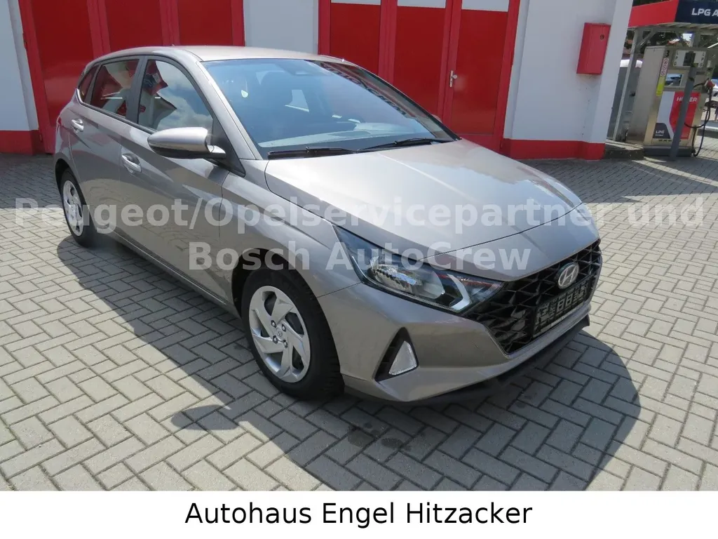 Hyundai i20