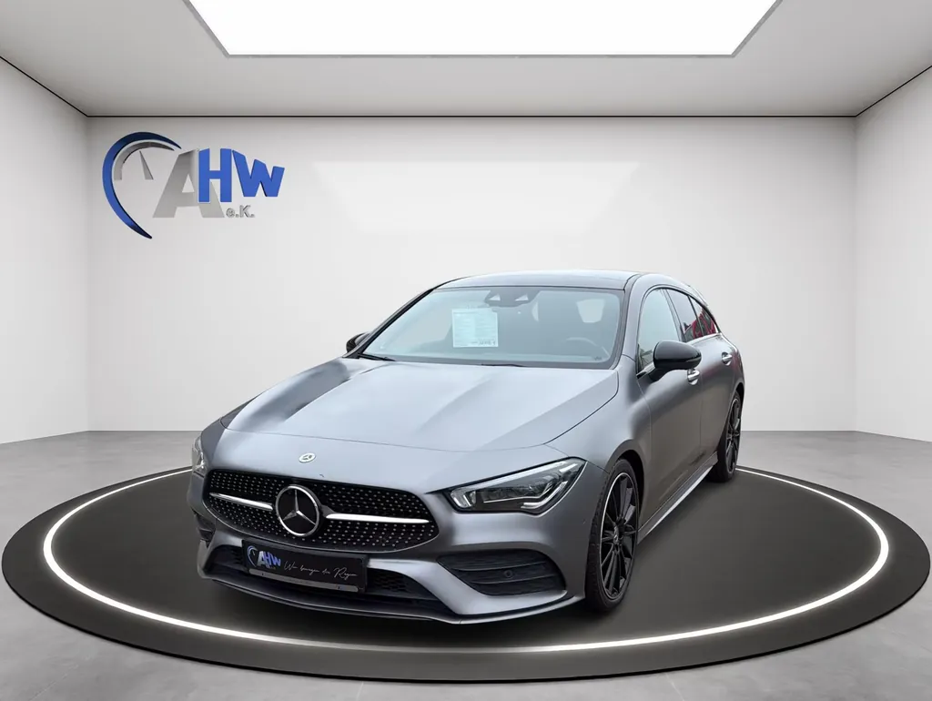 Mercedes-Benz CLA 220
