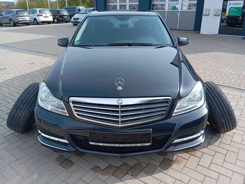Mercedes-Benz C 180