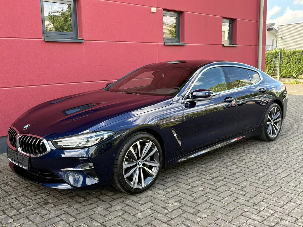 BMW 840