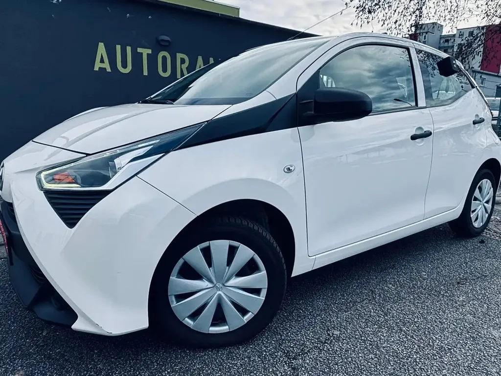 Toyota Aygo x