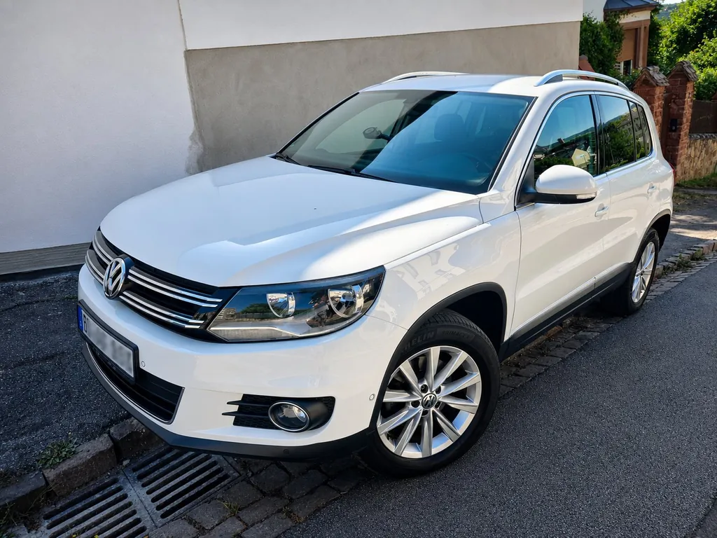 VW Tiguan 2.0 TDI | Sport & Style | DSG | 4MOTION | 2. Hand | lückenloses Scheckheft