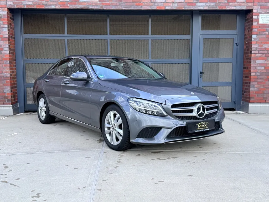 Mercedes-Benz C 180