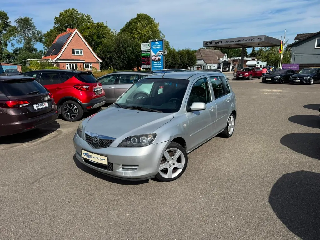 Mazda 2