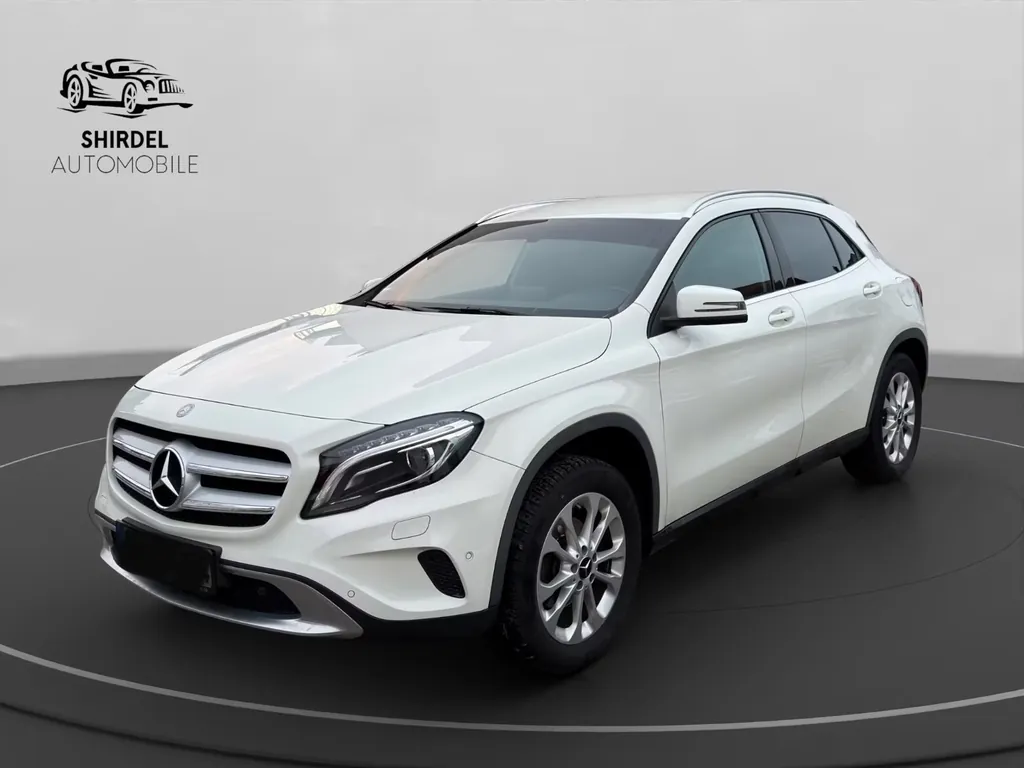 Mercedes-Benz GLA 180