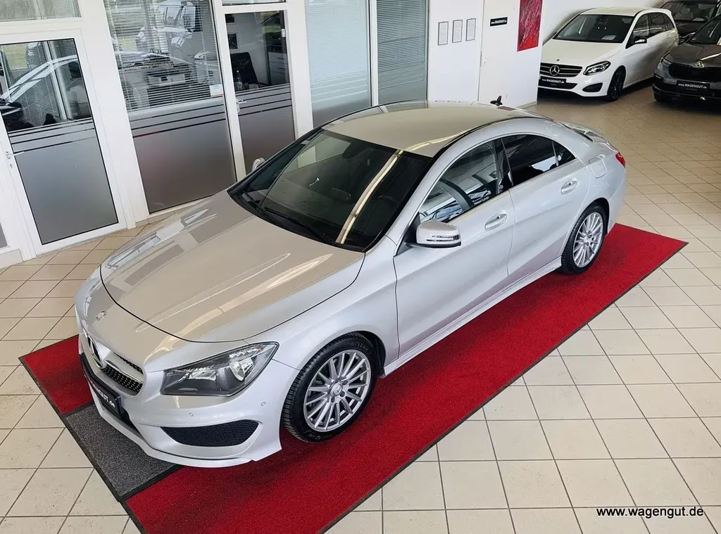 Mercedes-Benz CLA 180