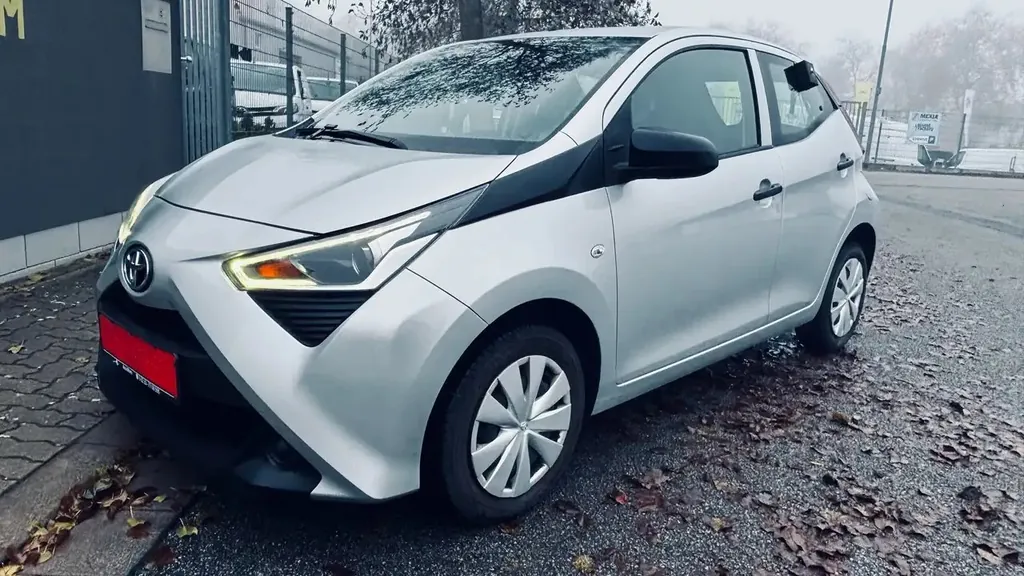 Toyota Aygo x-business