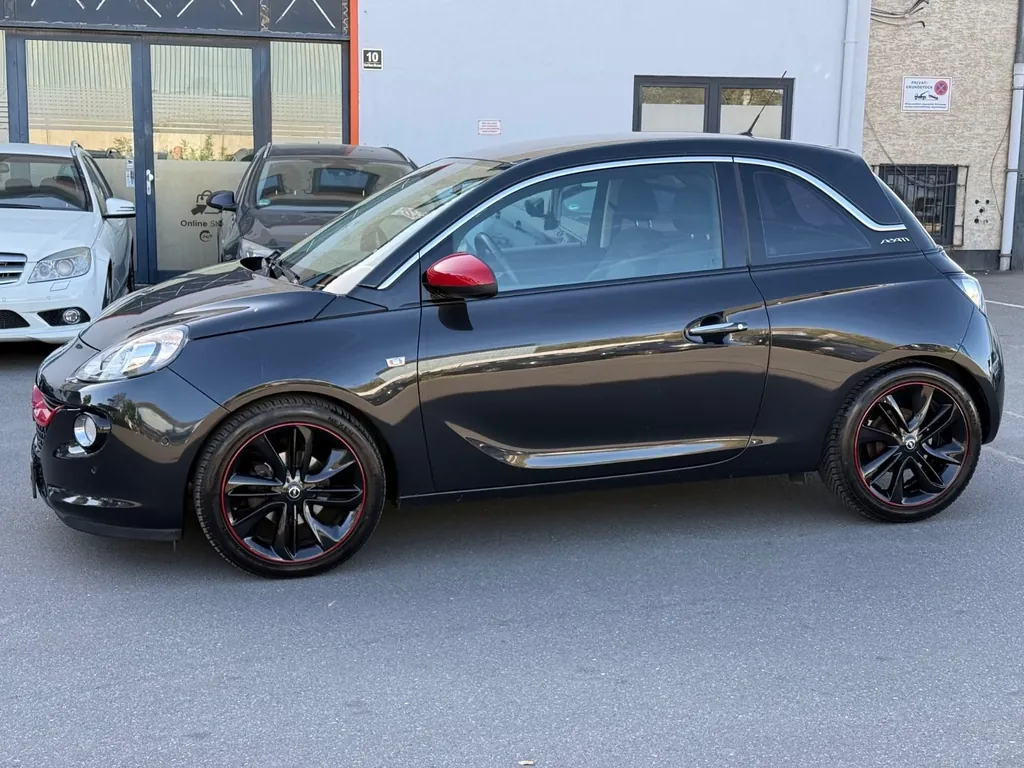 Opel Adam