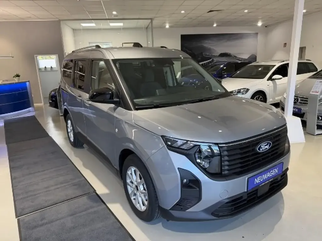 Ford Tourneo Courier 1.0 EcoBoost Titanium (EURO 6e) Automatik