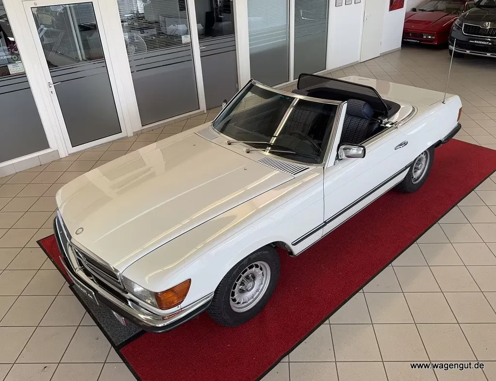 Mercedes-Benz SL 380